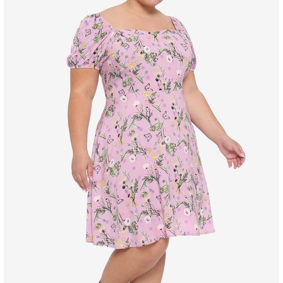 Her Universe Tangled Pascal Floral Sweetheart Dress - Picture 2 of 9